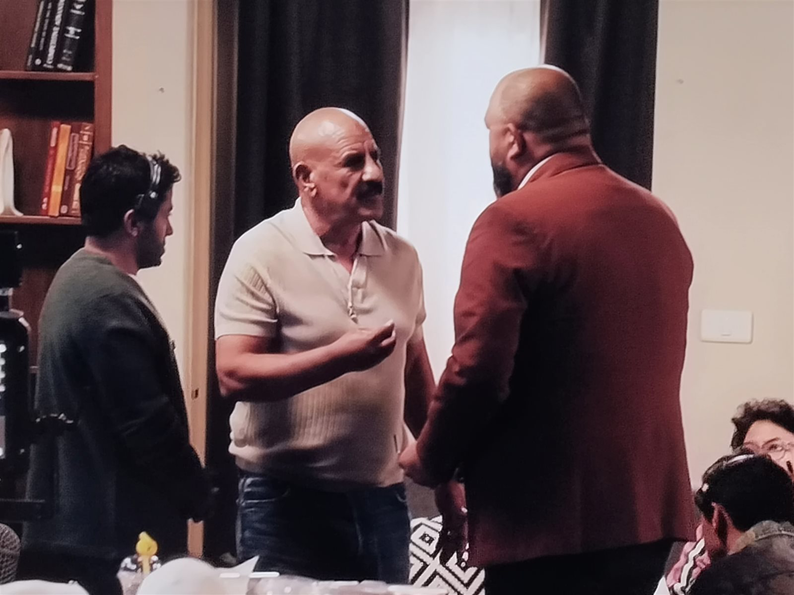 محمد لطفي في "كاميرا" تميم يونس: "أنا بلطجي والنجومية منستنيش العنف"