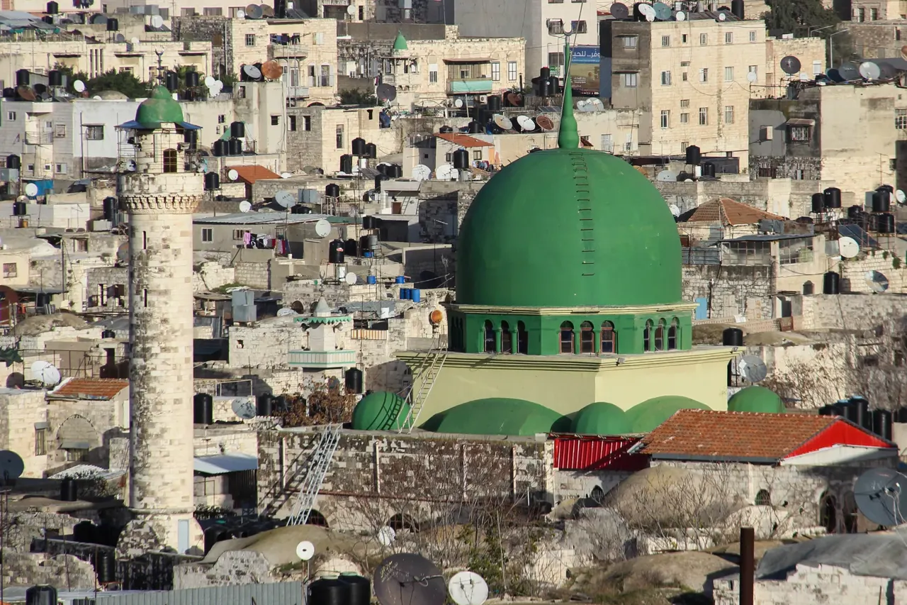 هذا هو عدد المساجد العاملة في فلسطين