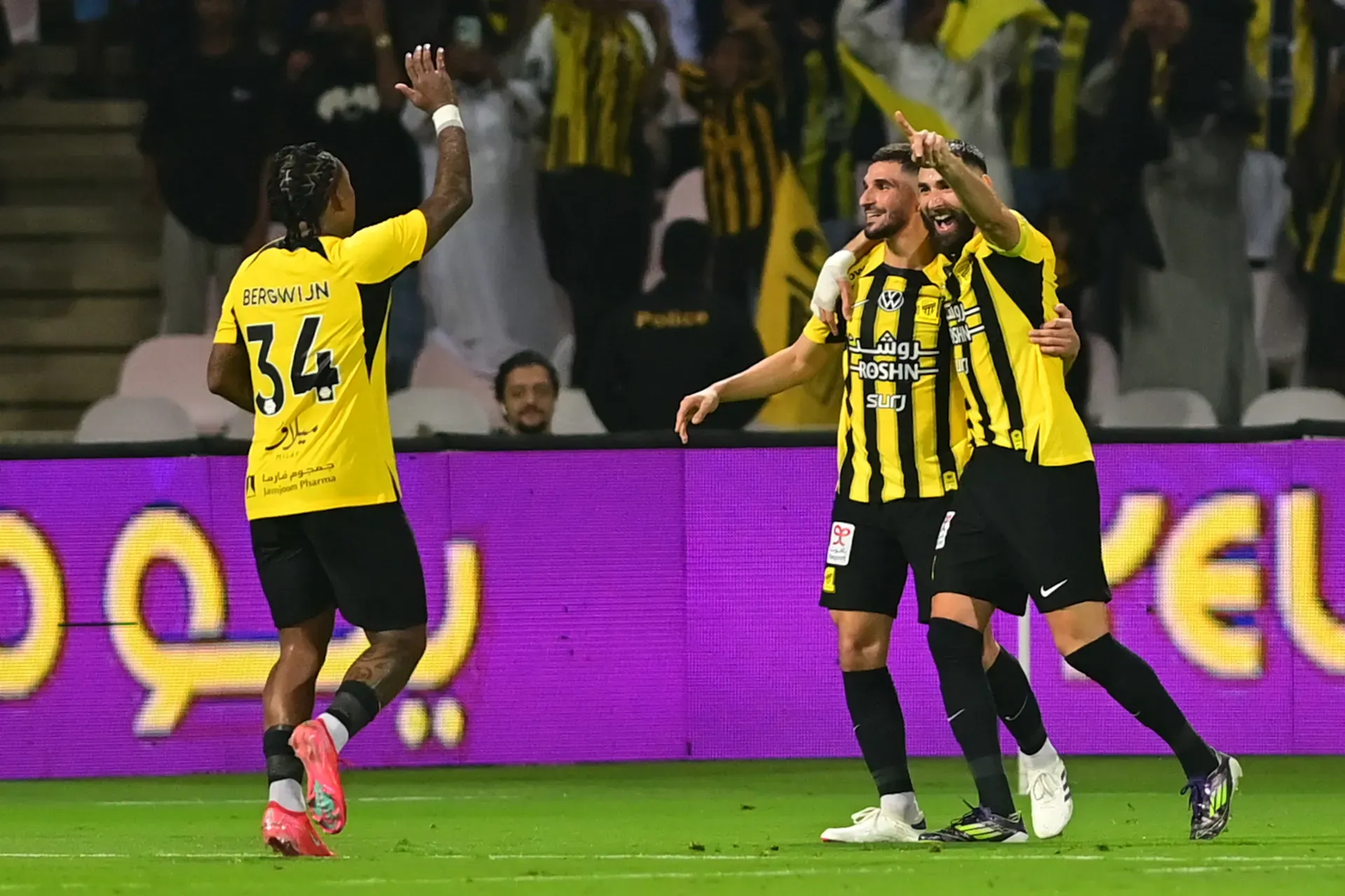 سيرجيو كونسيساو يعلن تشكيل اتحاد جدة بقيادة بنزيما وكانتي ضد الأخدود