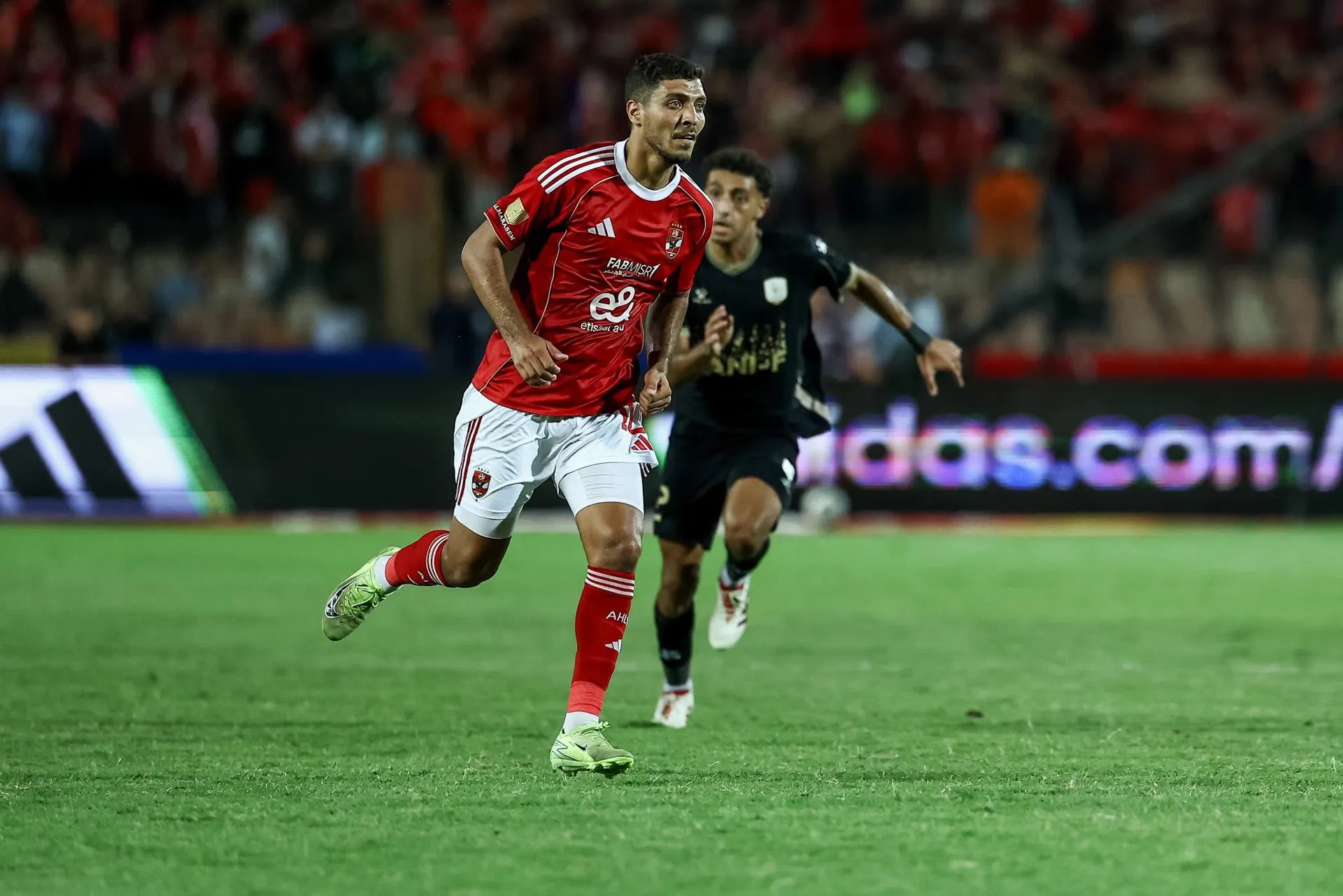 الأهلي يبحث عن الفوز على يانج أفريكانز لتعزيز صدارته في دوري الأبطال