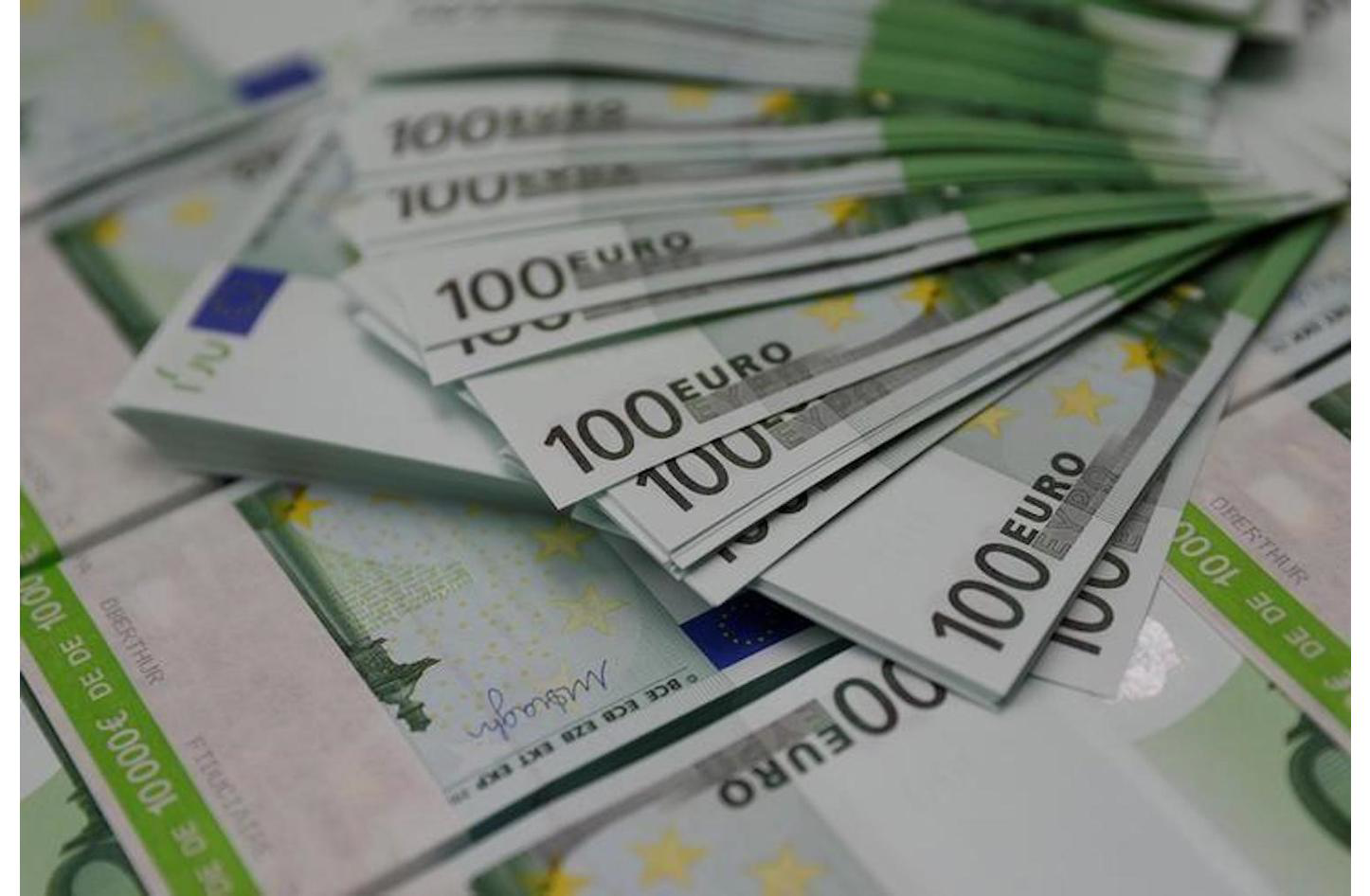 تراجع العملة الأوروبية.. سعر اليورو اليوم الإثنين 16 فبراير 2026 في البنوك