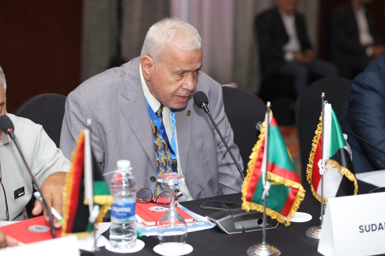 الرئيس السابق لجميعه الرفق بالحيوان : 40 مليون كليب ضال في حما...