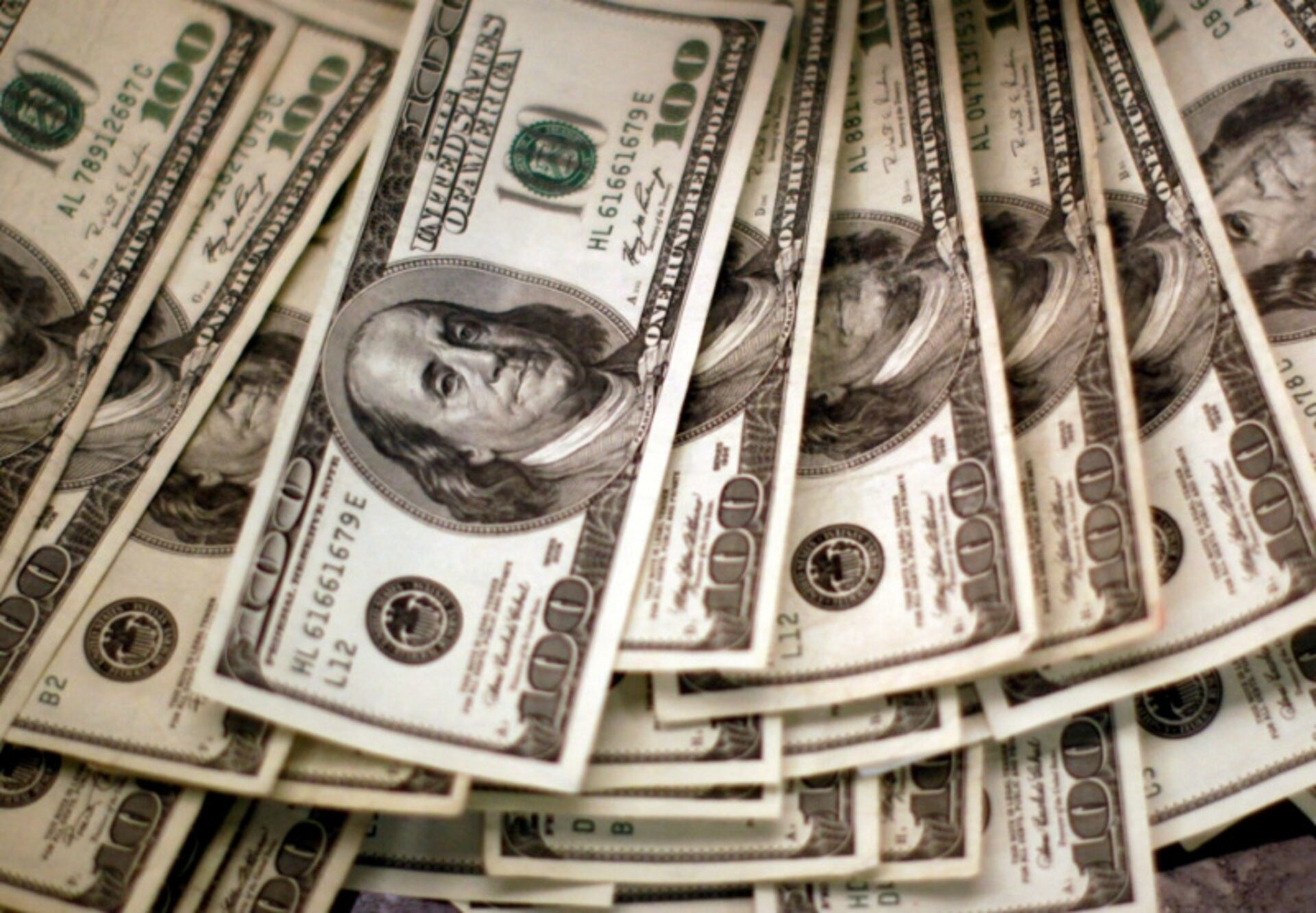 ارتفاع سعر الدولار اليوم الخميس 30 أبريل 2026 بمستهل التعاملات.. الأخضر بكام