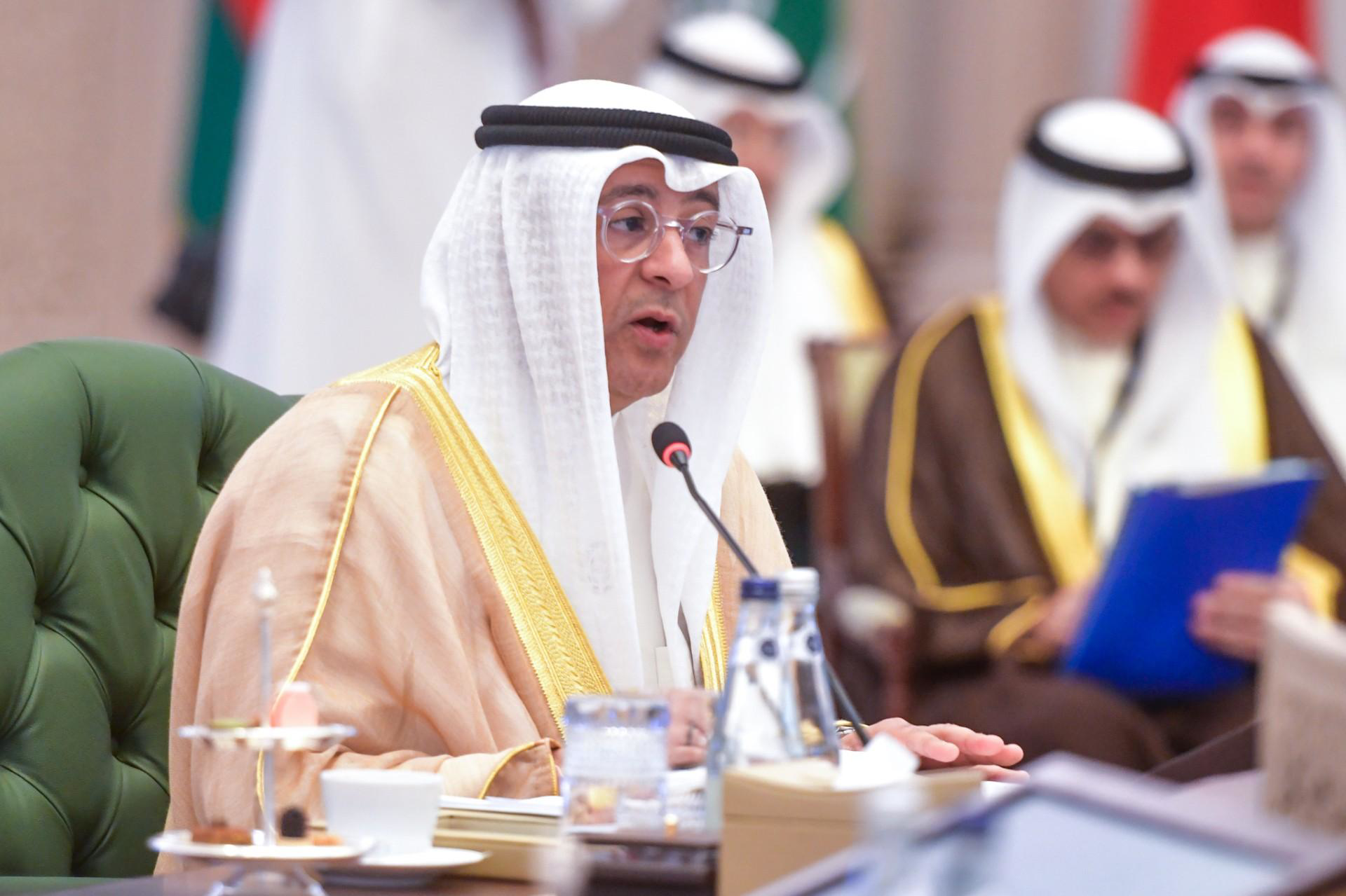 هجمات السعودية تشعل الغضب.. «التعاون الخليجي» يتهم الحوثيين برفض السلام