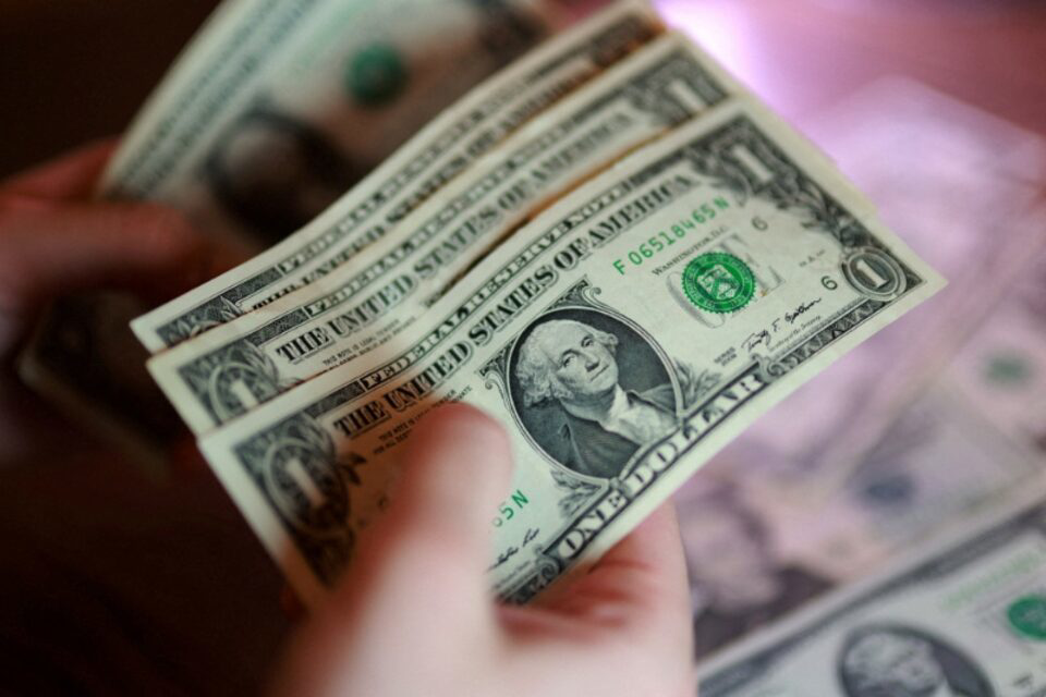 تباين سعر الدولار اليوم الأربعاء 1 يوليو 2026 بمستهل التعاملات.. الأخضر بكام