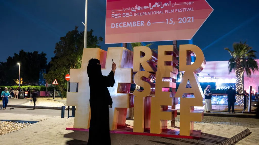 مهرجان البحر الأحمر السينمائي الدولي: مؤشر "تغيير" حقيقي أم "تبييض" لصورة السعودية؟ - BBC News عربي