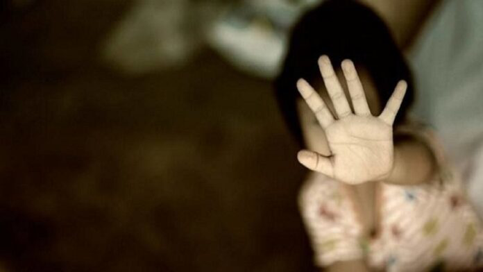 استدرجها باسم الحب.. السجن المشدد 15 عامًا لشاب أدين بالتعدي على طفلة بكرداسة