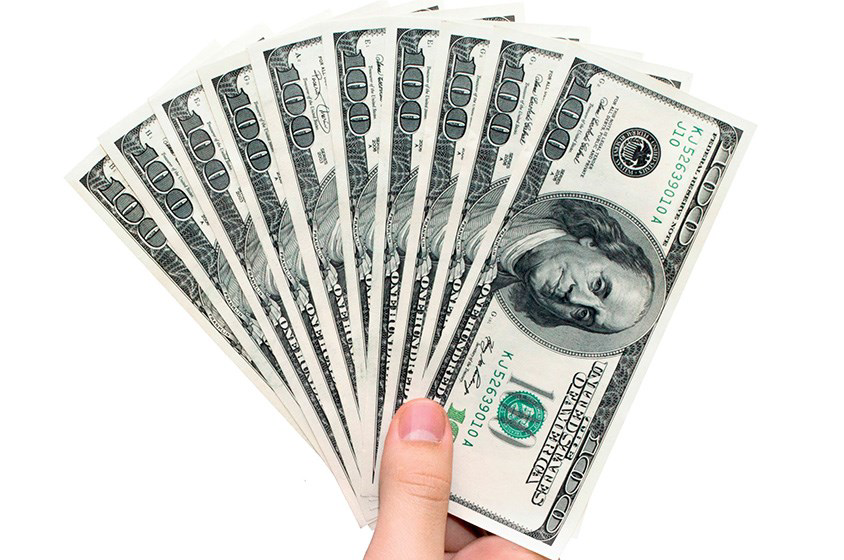 الأخضر يتخطى الـ53 جنيه.. ارتفاع سعر الدولار اليوم الأربعاء بمنتصف التعاملات