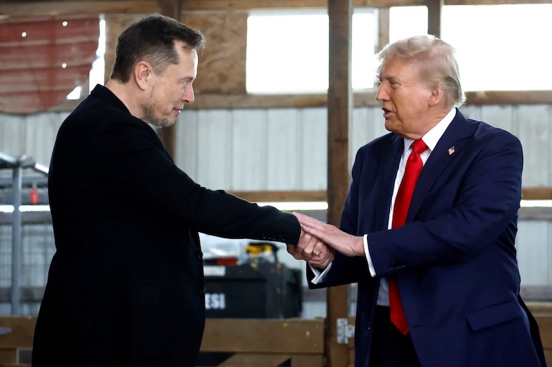 إيلون ماسك يرفض "رسوم ترامب"