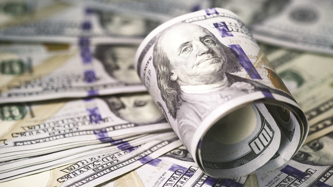 تباين سعر الدولار اليوم الإثنين 16 فبراير 2026 بمستهل التعاملات.. الأخضر بكام