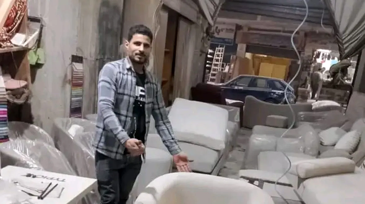 جريمة مأساوية في ورشة بالسلام.. شاب يقتل على يد صديقه الذي احتواه وأعطاه الثقة