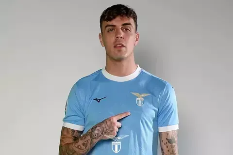 دانييل مالديني نجل الأسطورة إلى لاتسيو