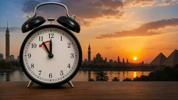الليلة رسميًا.. موعد تغيير الساعة وبدء التوقيت الشتوي في مصر