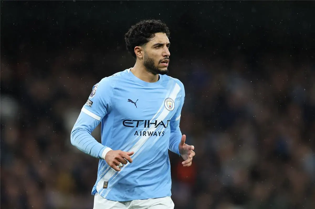 مانشستر سيتي يختبر عمر مرموش أمام جالاتا سراي: مصير التأهل المباشر بدوري الأبطال