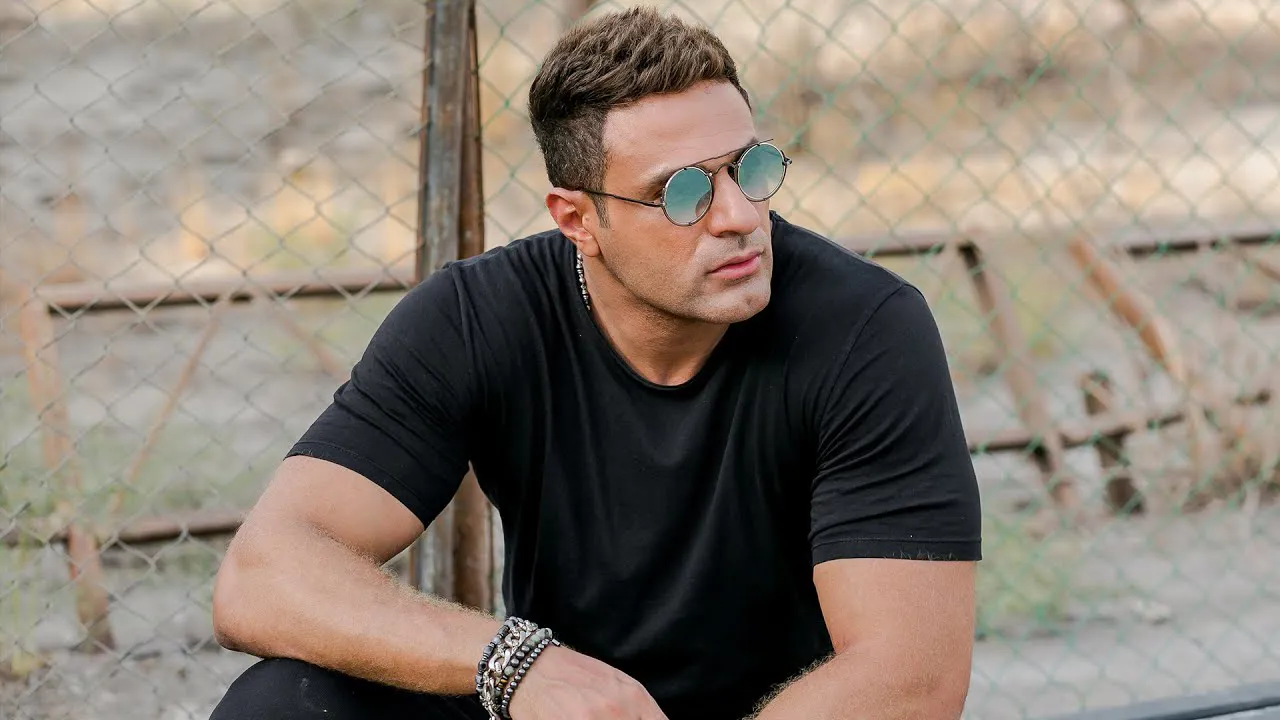 تفاصيل حكم حبس المتهمة بعد سب وقذف الفنان محمد نور على إنستجرام