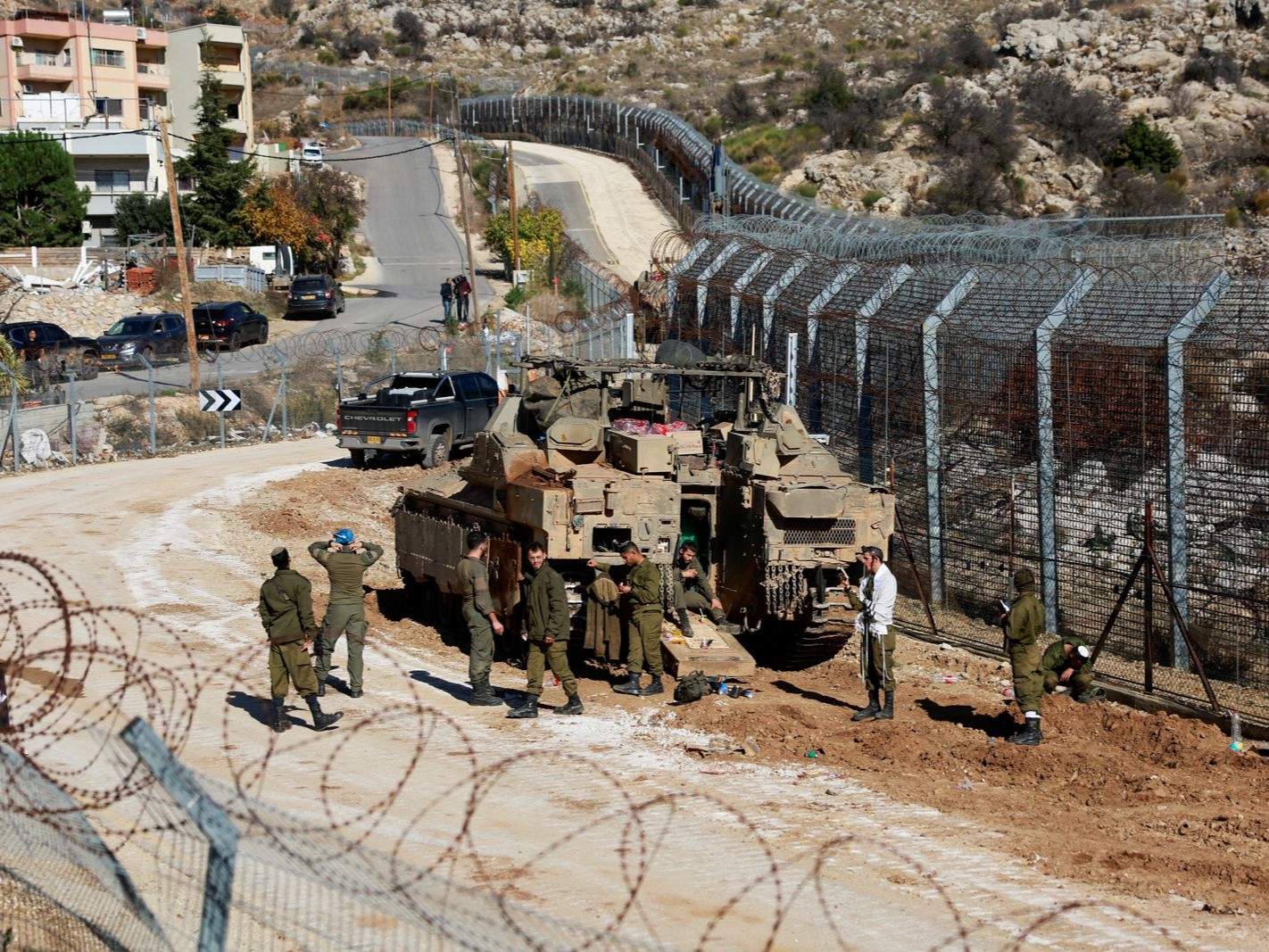 توغل إسرائيل في سوريا.. تل أبيب: لم نتجاوز المنطقة العازلة | الشرق للأخبار