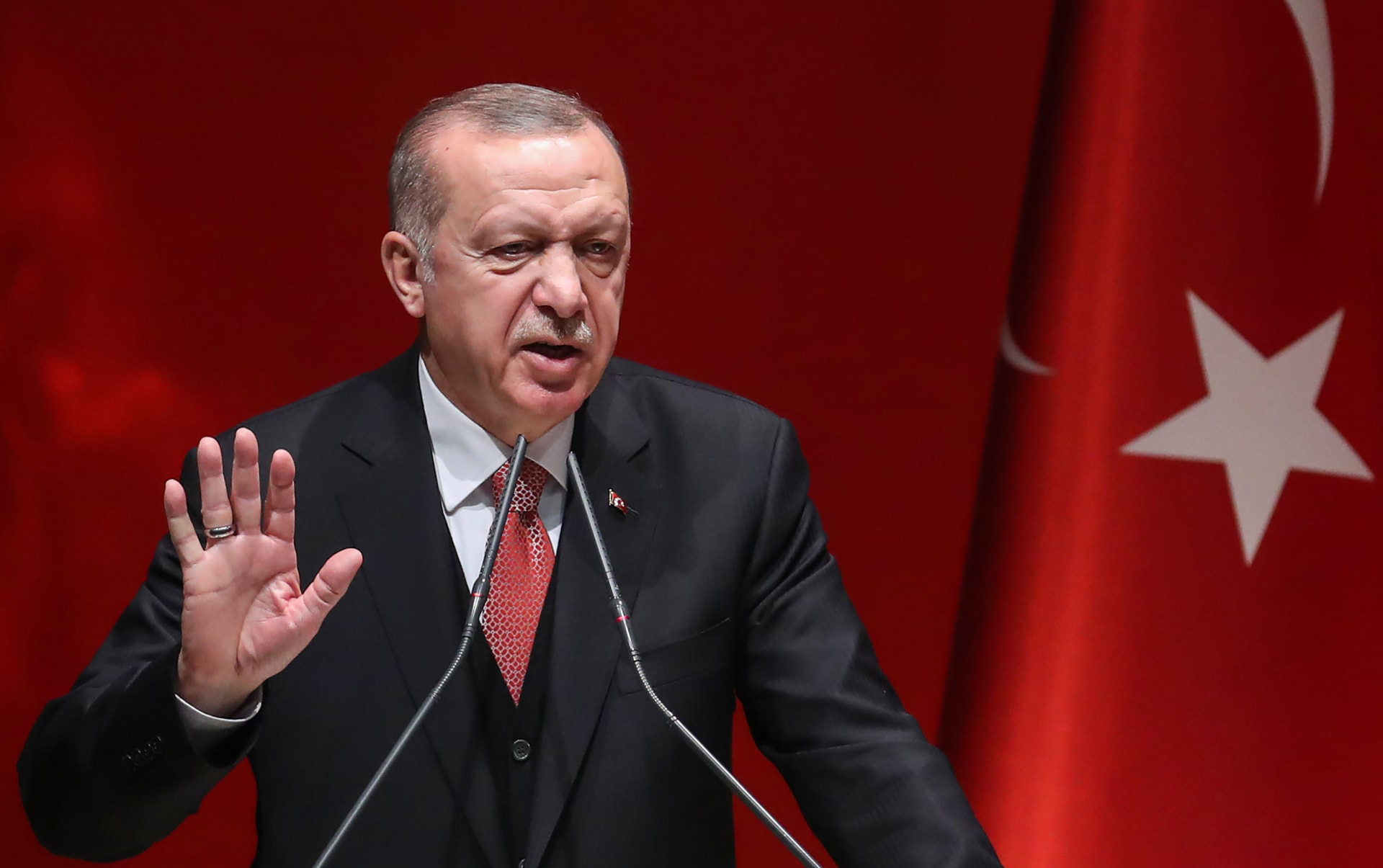 أردوغان يدعو لخفض التصعيد في إيران وأوكرانيا وضمان أمن الملاحة