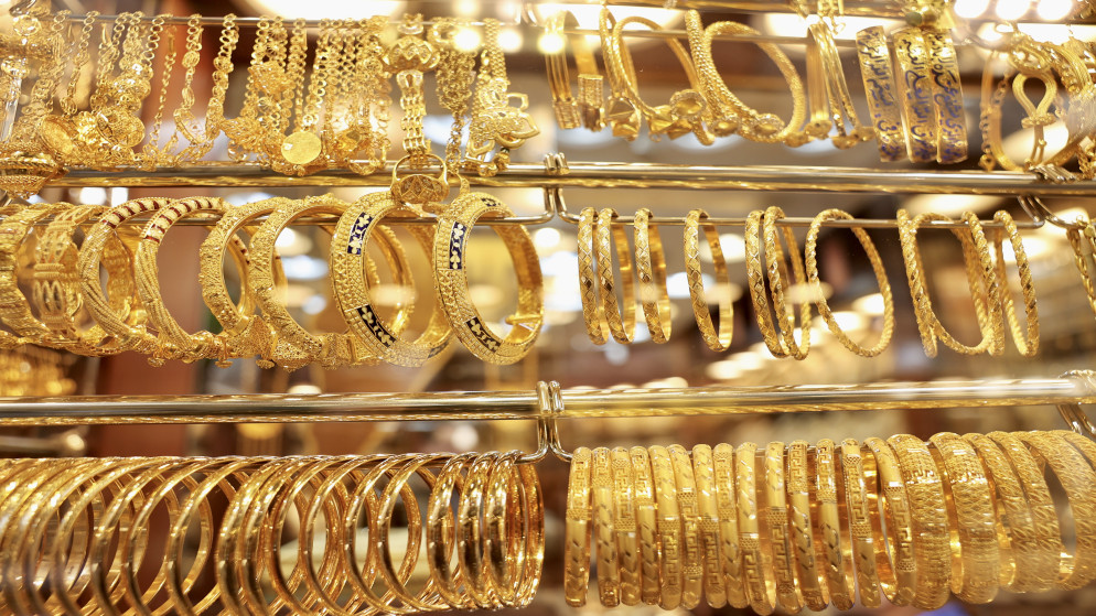 سعر الذهب اليوم الإثنين 27 أبريل 2026 بمحلات الصاغة.. عيار 21 بكام