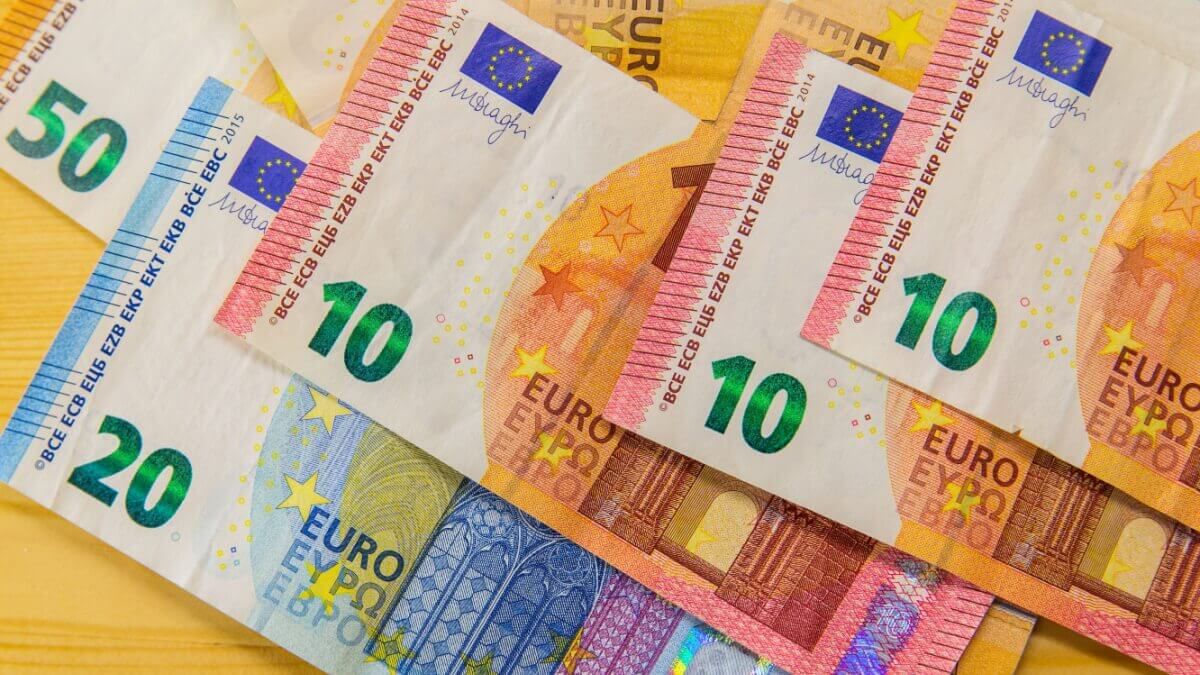 ارتفاع العملة الأوروبية.. سعر اليورو اليوم الإثنين 2 مارس 2026 في البنوك